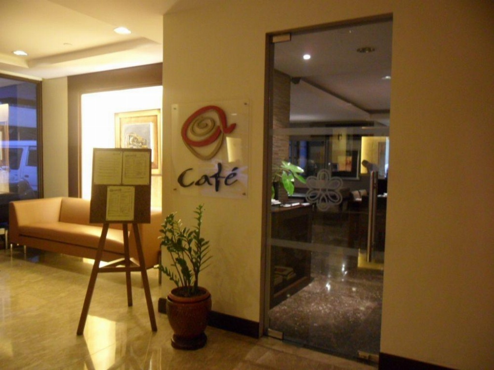 Amorsolo Mansion Hotel Image 10
